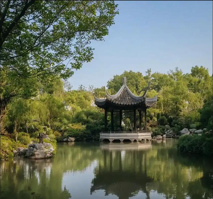 湘潭雨湖翠萱建筑有限公司